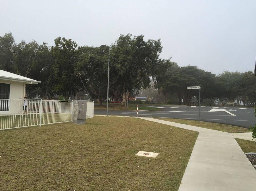 Beachside Boutique Motel Mackay Bagian luar foto