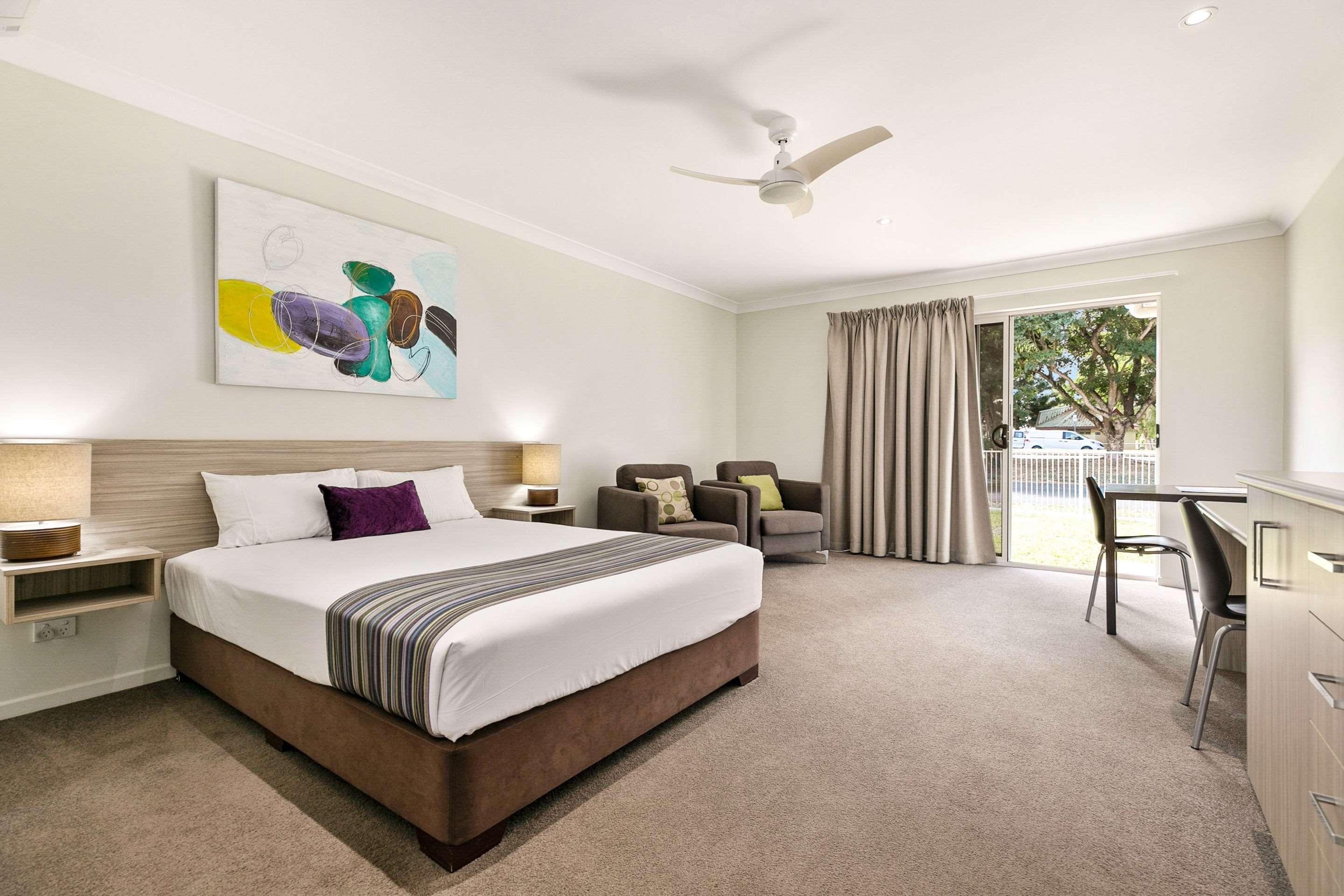 Beachside Boutique Motel Mackay Bagian luar foto