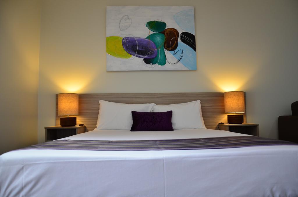 Beachside Boutique Motel Mackay Bagian luar foto