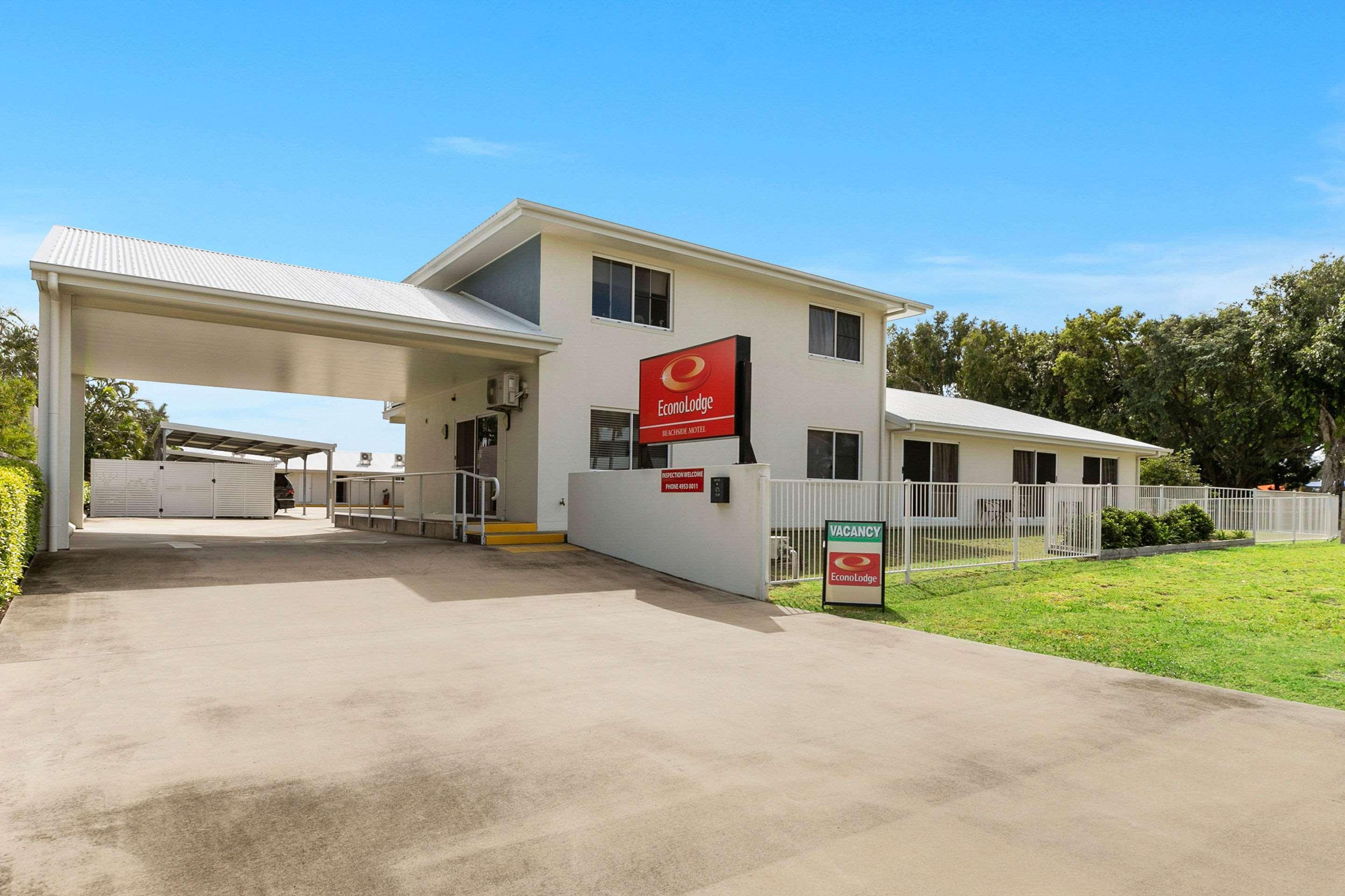 Beachside Boutique Motel Mackay Bagian luar foto