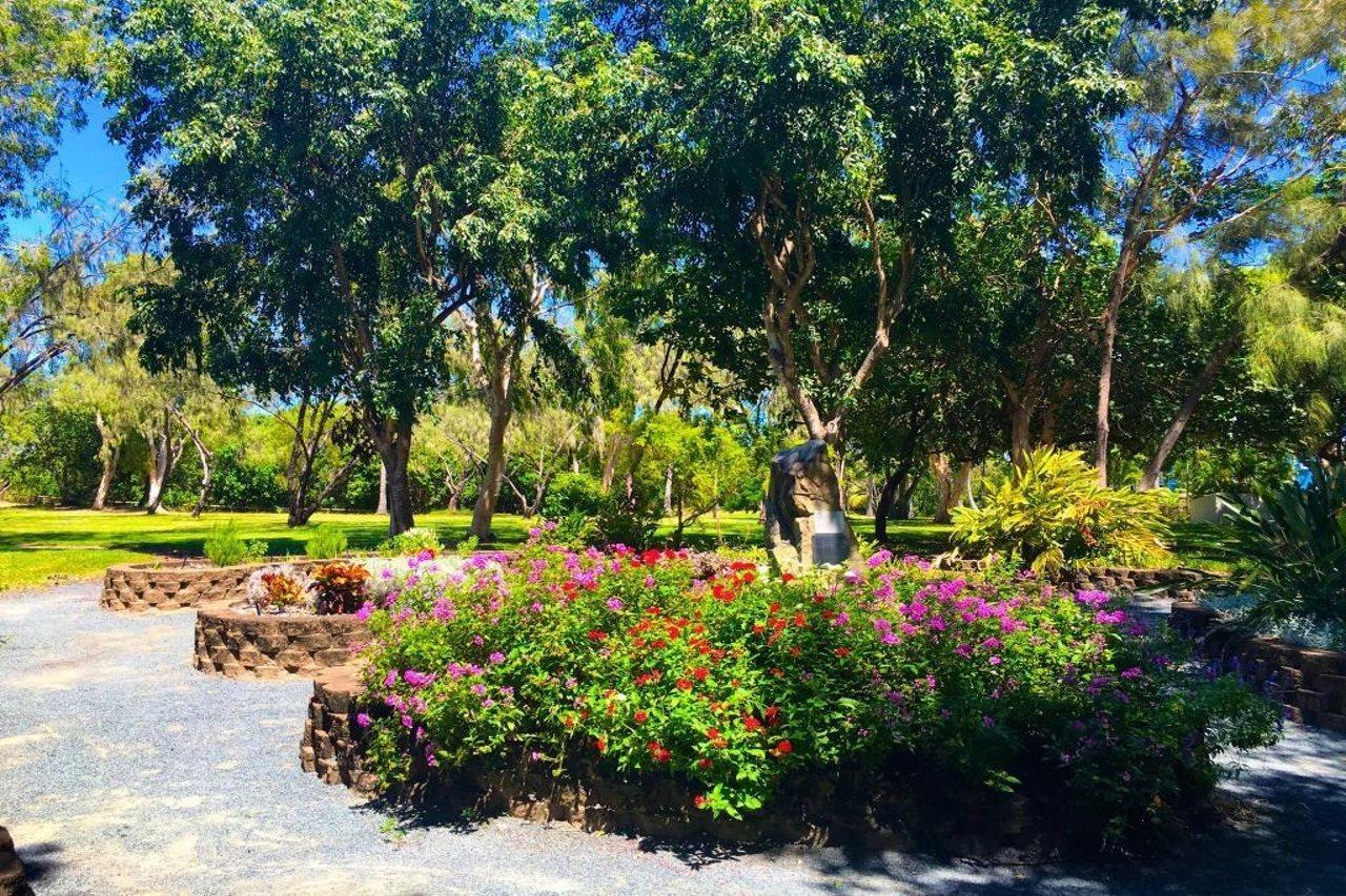 Beachside Boutique Motel Mackay Bagian luar foto